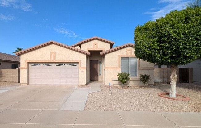 Primary Photo - 3 Bedroom Home in Dobson Place Community N...