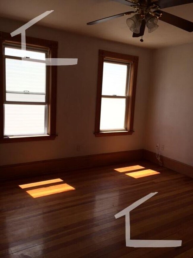 Building Photo - Check out this 3 bed in Lower Allston