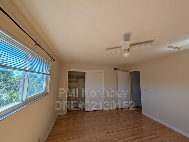 Building Photo - 2909 Calaveras Dr