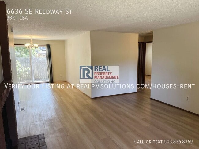 Building Photo - 6636 SE Reedway St