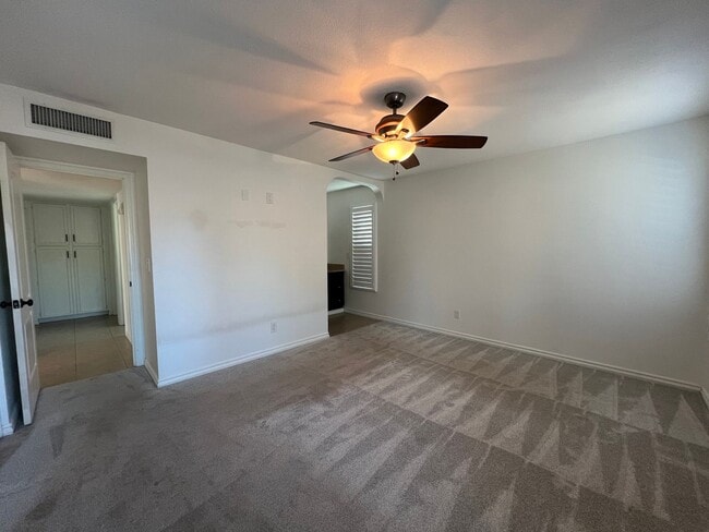 Building Photo - Location Location Location