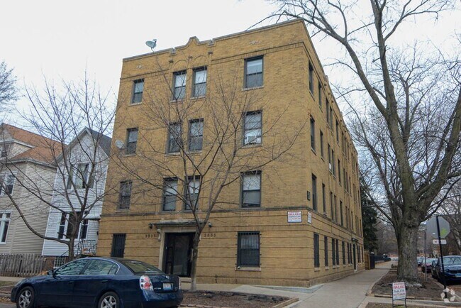 Building Photo - 2537 N Seminary Ave