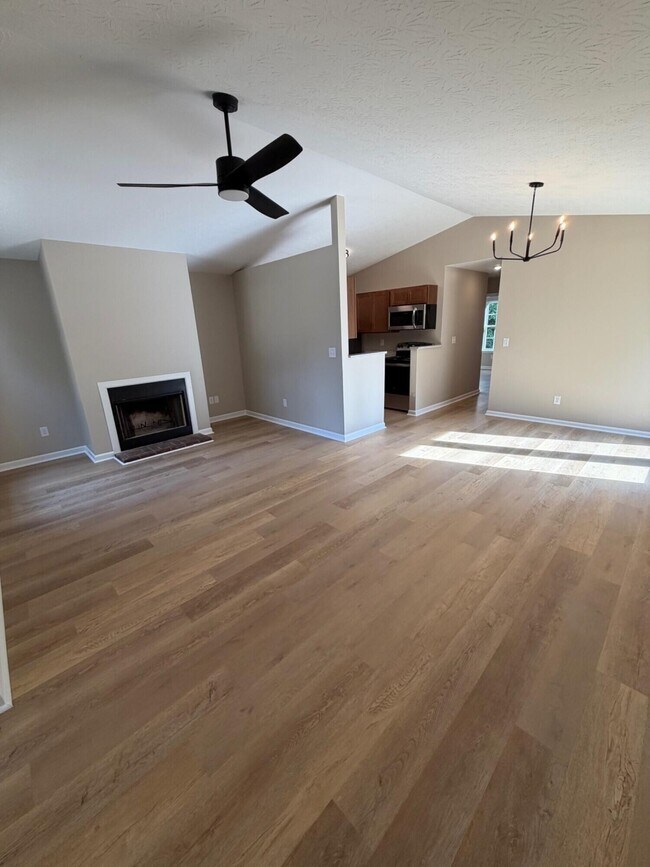 Building Photo - 3309 Squire Creek Way