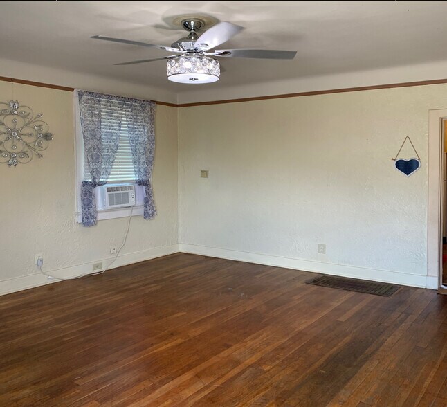 Building Photo - 7707 Green St