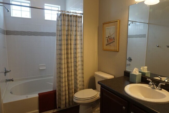 Building Photo - Partially Furnished (or unfurnished) Singl...