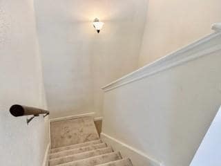 Building Photo - 8299 Cambridge St