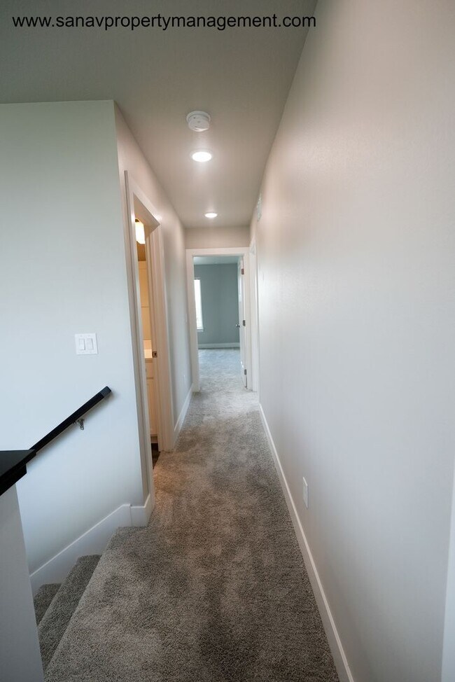 Building Photo - Two story Home available in Prime Norwalk ...