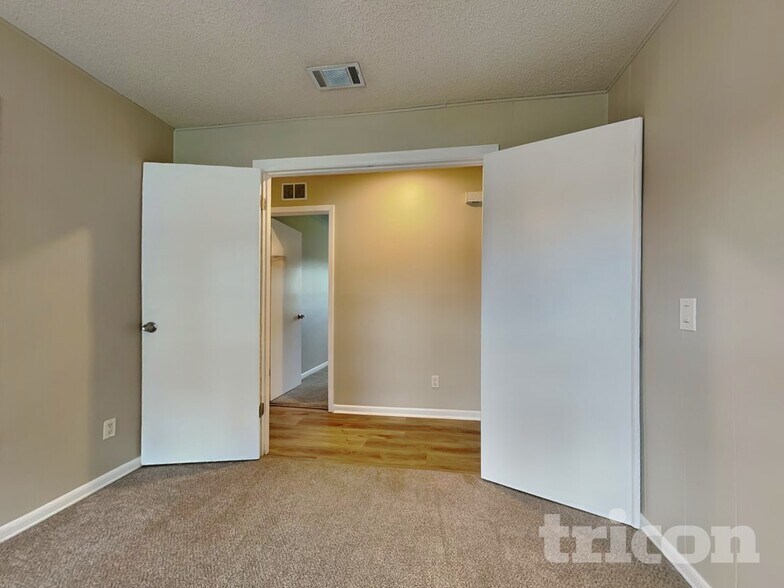 Building Photo - 3106 King Phillip Way