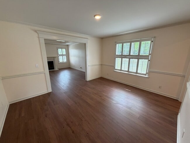 Building Photo - 1702 Thomas Ct