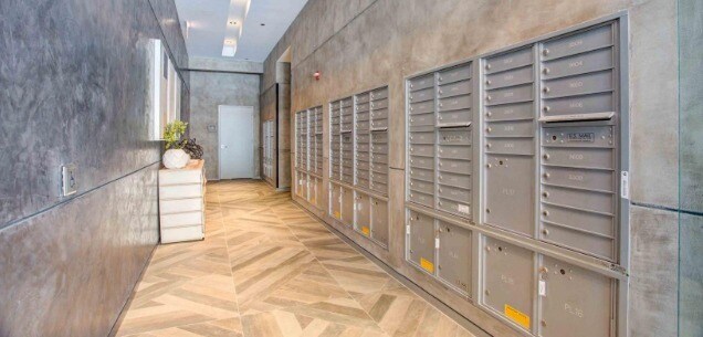 Building Photo - 451 N State St