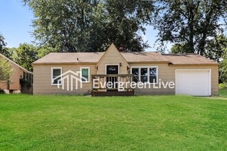 Building Photo - 1115 W 24TH St S