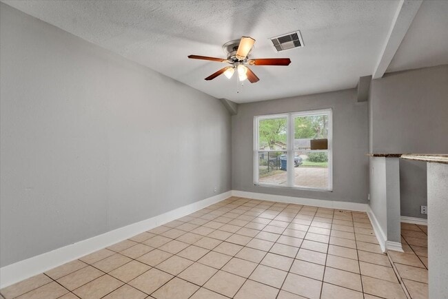 Building Photo - 1935 Barnsley Ln