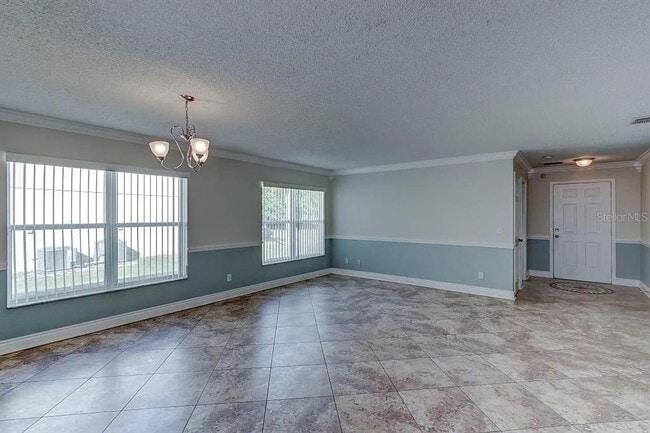Building Photo - 126 Walnut Crest Run