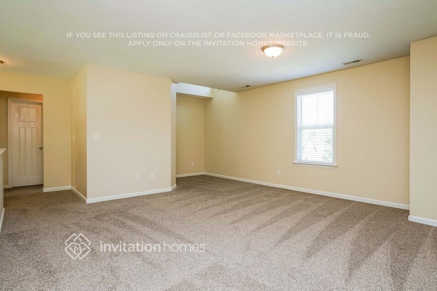 Building Photo - 5232 Sapphire Springs Dr