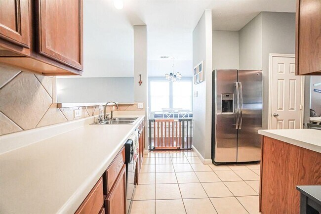 Building Photo - 1608 Cardinal Way