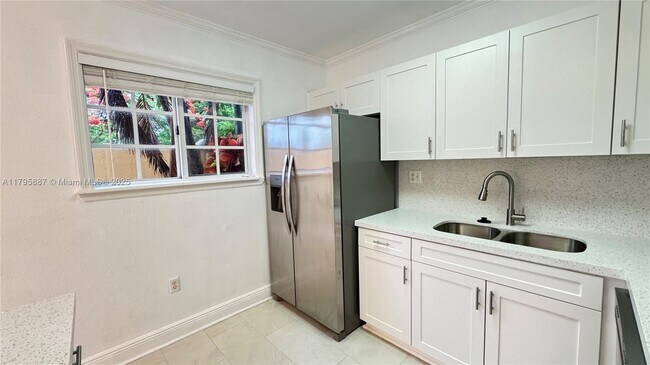 Building Photo - 7752 SW 95th St