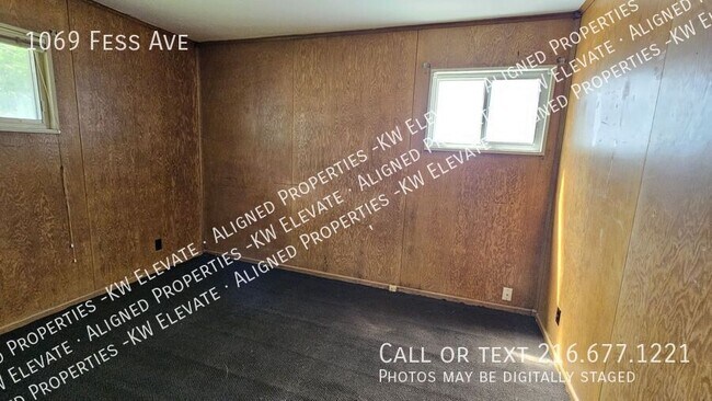 Building Photo - 1069 Fess Ave