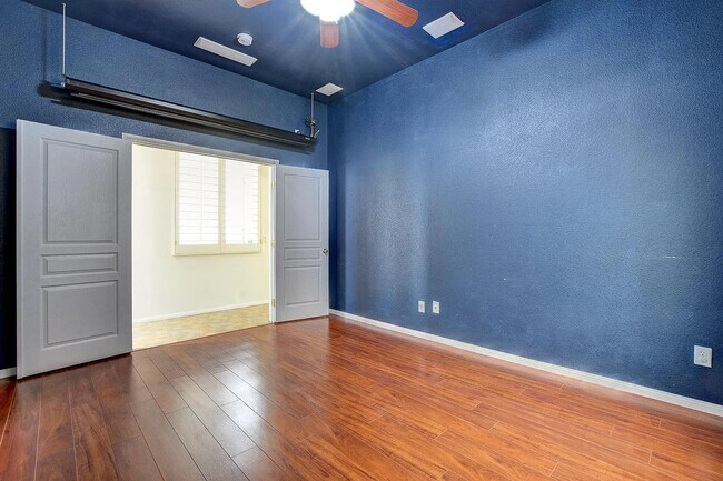 Theater/Den with Projector screen and Full Surround sound - 3034 Constable St
