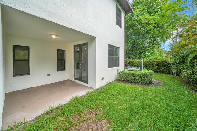 Building Photo - 407 Bella Sol Way