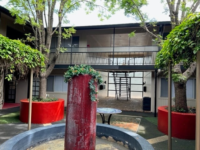 Building Photo - Raleigh