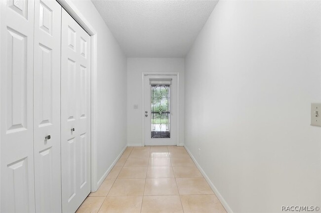 Building Photo - 25 Jamaica St