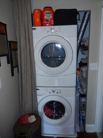 Building Photo - 227 W 3rd St