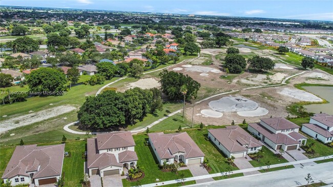 Building Photo - 2209 SE 30th St