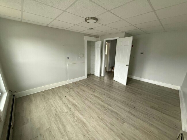 Building Photo - 75 Beech St