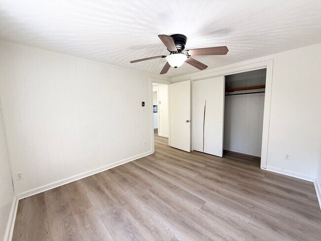 Building Photo - For Rent – $1,000/month | 2 Bed | 1 Bath