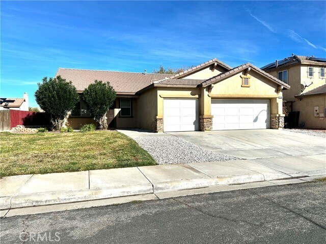 Building Photo - 13846 Hawk Ct