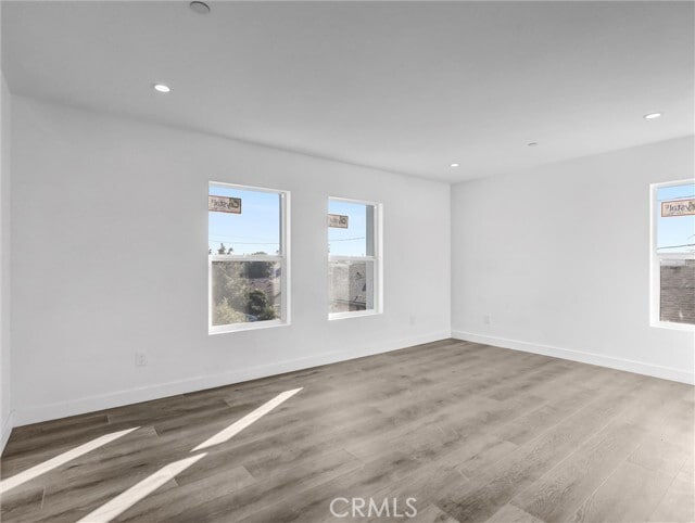 Building Photo - 1231 S Rowan Ave