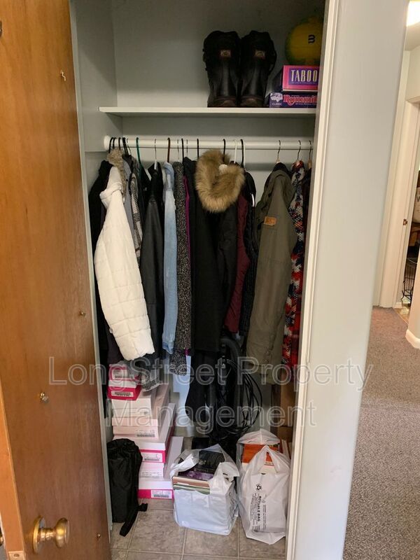 Building Photo - 1012 NW 34th St