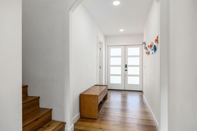 Building Photo - Enjoy the view from this 4 bedroom home with solar and overlooking the lagoon in quiet neighborhood