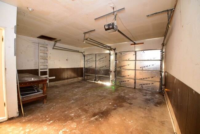 Building Photo - 2485 S 127th E Ave