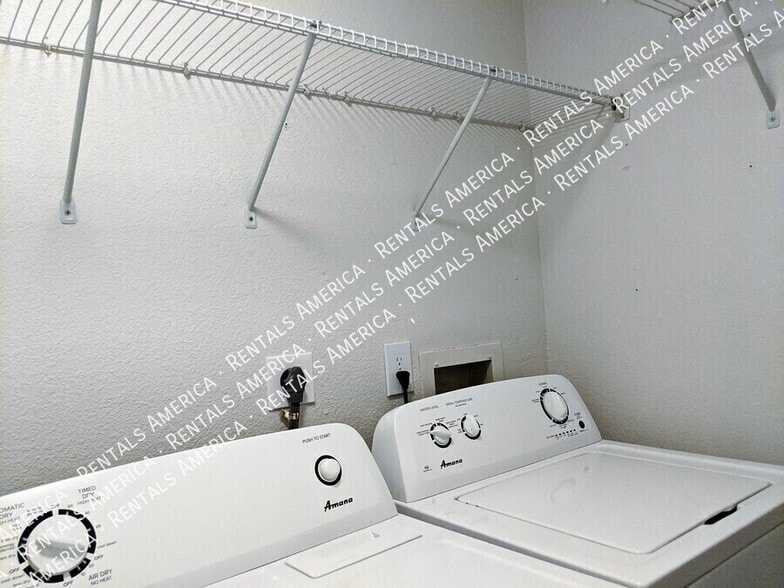 Building Photo - 8888 N 47th Ave