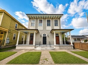 Building Photo - 2332 Ursulines Ave