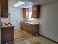 Building Photo - No Deposit