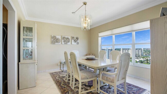 Building Photo - 3750 Galt Ocean Dr