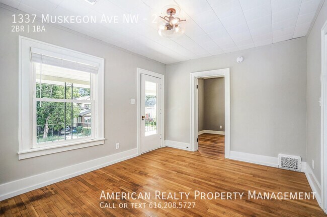 Building Photo - 1337 Muskegon Ave NW