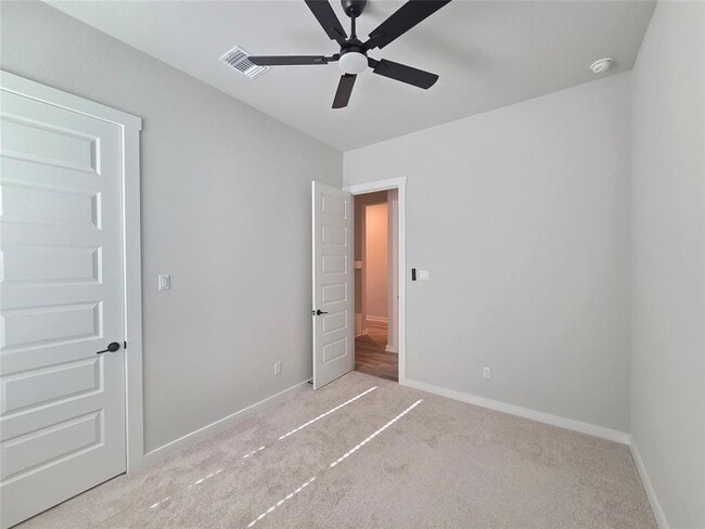 Building Photo - 332 Marisol Bnd