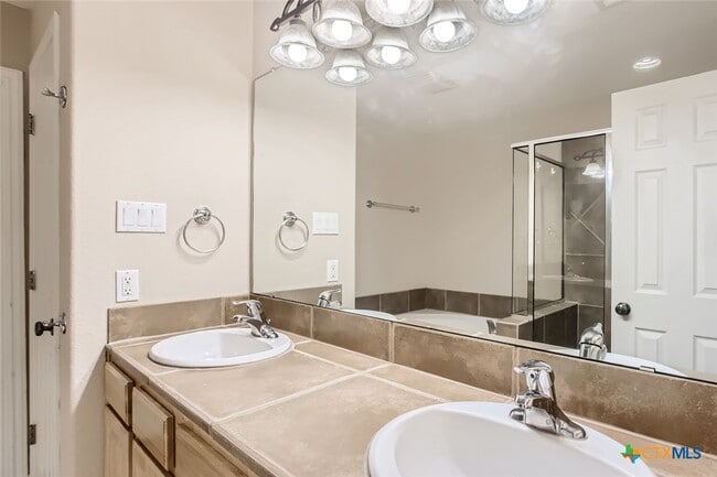 Building Photo - 3032 Douglas Fir Dr