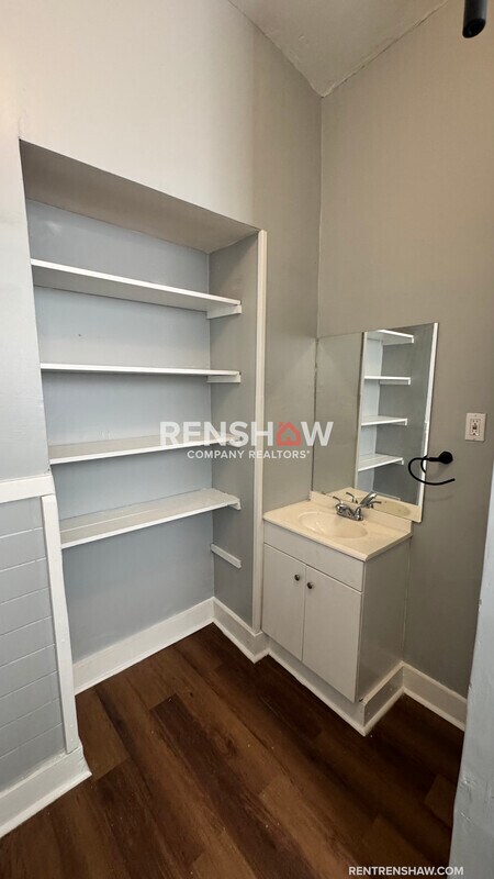 Building Photo - 1189 Tutwiler Ave