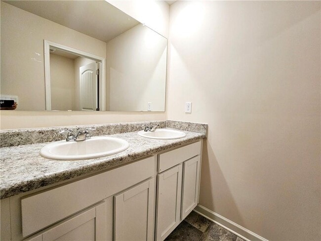 Building Photo - 306 Walnut Grv Wy