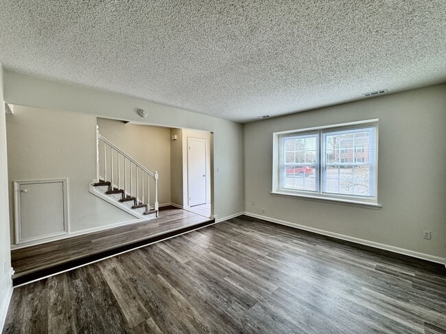 Building Photo - READY NOW!! Fenced Patio - Pet Friendly - Over 1,500 Square Feet!!