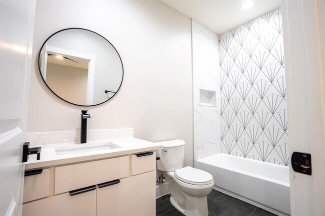 Building Photo - 162 Meadow View Blvd