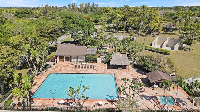 Building Photo - 22280 Timberly Dr