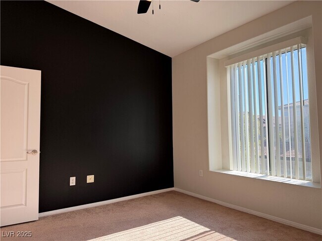 Building Photo - 3540 Cactus Shadow St