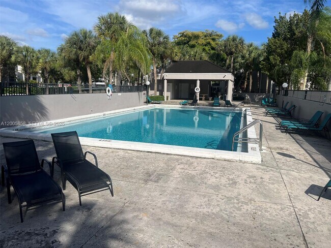 Building Photo - 13240 SW 88th Ln