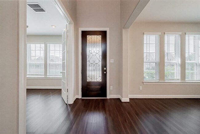 Building Photo - 2310 Dalton Trl