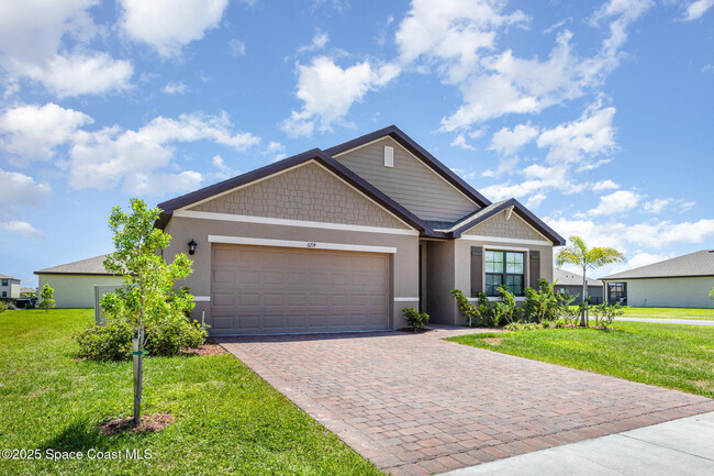 Building Photo - 6714 Topaz Dr